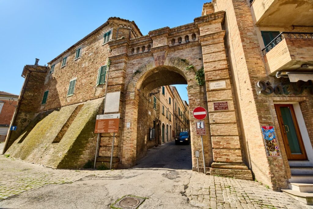 Porta IV Agosto